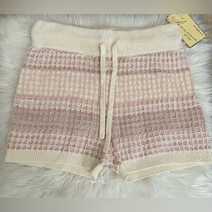 High waisted Knit Shorts Large NWT  (pics)